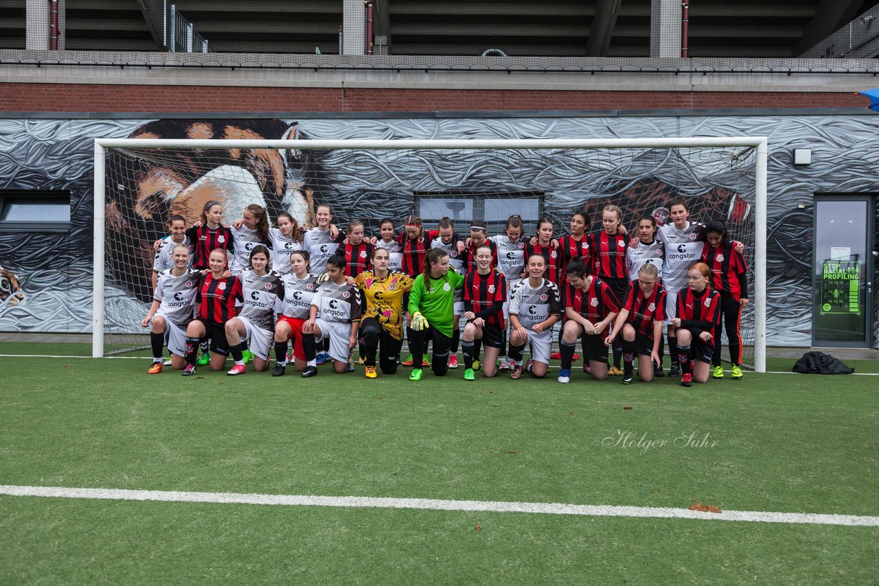 Bild 325 - B-Juniorinnen FC St.Pauli . Braedstrup IF : Ergebnis: 4:1